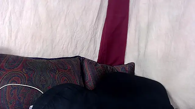 Snapshot of Jean_Saint_Sin chatting on July 25, 2026, 6:25 pm Jean Saint Sin online show from July 25, 2026, 6:25 pm