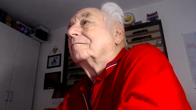 utilisasinus online show from November 1, 2025, 10:58 pm