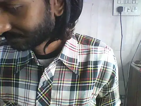 Snapshot of Desi_GfBf chatting on November 19, 2025, 5:40 am Desi GfBf online show from November 19, 2025, 5:40 am