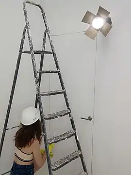 Snapshot of YourSuperModel chatting on October 30, 2025, 12:25 pm YourSuperModel online show from October 30, 2025, 12:25 pm