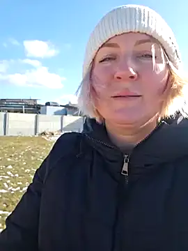 Snapshot of -Schweppes- chatting on February 20, 2025, 10:48 am -Schweppes- online show from February 20, 2025, 10:48 am