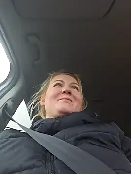 Snapshot of -Schweppes- chatting on December 21, 2024, 9:12 am -Schweppes- online show from December 21, 2024, 9:12 am