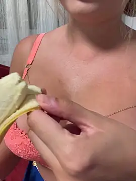 Angelwithsex online show from May 8, 2026, 4:55 pm