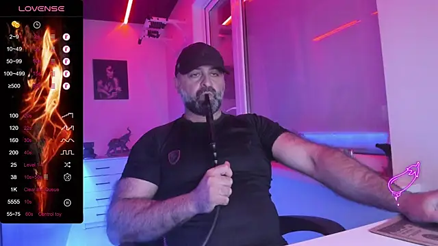 Snapshot of MAGABEAR077 chatting on June 23, 2026, 8:51 pm MAGABEAR077 online show from June 23, 2026, 8:51 pm