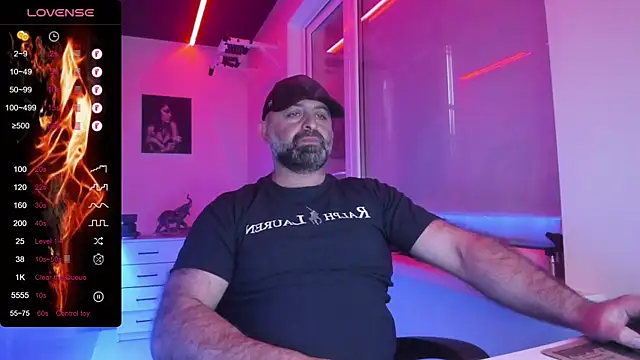 Snapshot of MAGABEAR077 chatting on June 28, 2026, 3:24 am MAGABEAR077 online show from June 28, 2026, 3:24 am