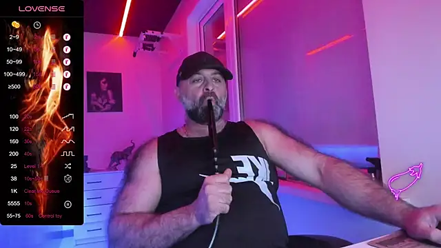 Snapshot of MAGABEAR077 chatting on July 20, 2026, 11:29 pm MAGABEAR077 online show from July 20, 2026, 11:29 pm