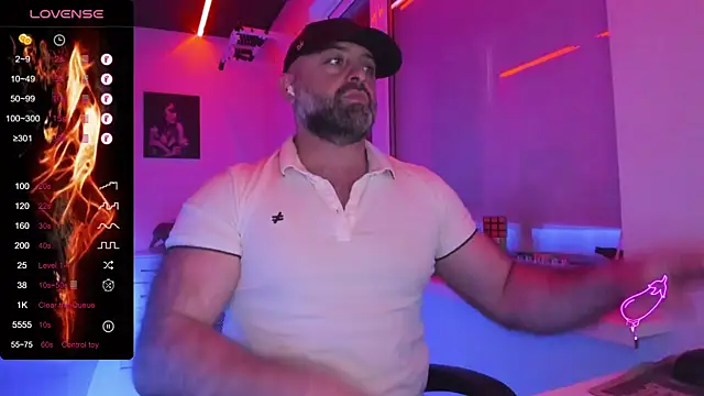 MAGABEAR077 online show from April 27, 2026, 4:32 am