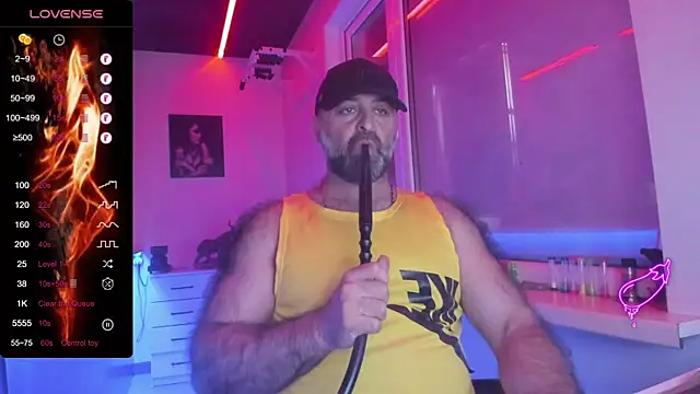 Snapshot of MAGABEAR077 chatting on July 5, 2026, 7:37 am MAGABEAR077 online show from July 5, 2026, 7:37 am