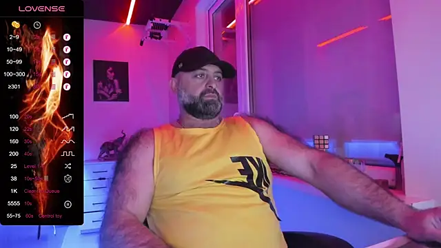 MAGABEAR077 online show from May 2, 2026, 4:01 pm