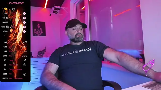 Snapshot of MAGABEAR077 chatting on June 30, 2026, 9:42 am MAGABEAR077 online show from June 30, 2026, 9:42 am