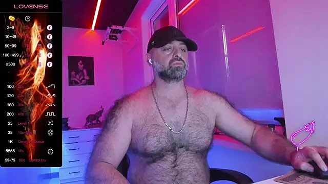Snapshot of MAGABEAR077 chatting on July 26, 2026, 7:04 am MAGABEAR077 online show from July 26, 2026, 7:04 am