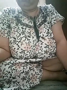 Kavya kapoor online show from April 27, 2026, 4:49 pm