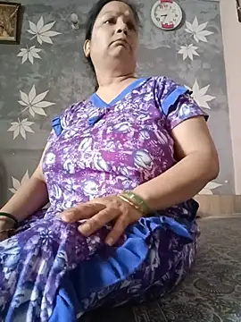 Snapshot of Kavya_kapoor chatting on August 2, 2026, 3:05 am Kavya kapoor online show from August 2, 2026, 3:05 am