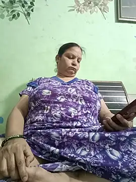 Snapshot of Kavya_kapoor chatting on June 2, 2026, 5:46 pm Kavya kapoor online show from June 2, 2026, 5:46 pm