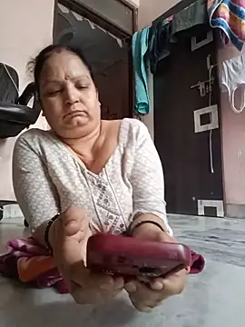 Snapshot of Kavya_kapoor chatting on June 5, 2026, 9:59 am Kavya kapoor online show from June 5, 2026, 9:59 am