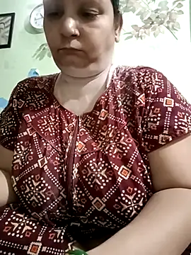 Snapshot of Kavya_kapoor chatting on August 2, 2026, 5:10 pm Kavya kapoor online show from August 2, 2026, 5:10 pm