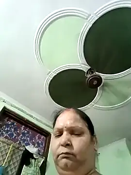 Snapshot of Kavya_kapoor chatting on July 31, 2026, 4:37 pm Kavya kapoor online show from July 31, 2026, 4:37 pm