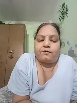 Kavya kapoor online show from October 3, 2025, 7:32 am