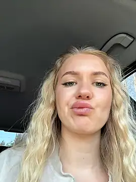 Snapshot of Devill_Angel_ chatting on March 29, 2026, 9:55 am Devill Angel online show from March 29, 2026, 9:55 am