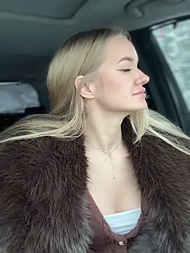 Devill Angel  online show from January 7, 2026, 10:20 am