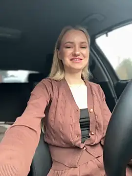 Snapshot of Devill_Angel_ chatting on October 27, 2025, 11:00 am Devill Angel online show from October 27, 2025, 11:00 am