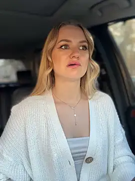 Snapshot of Devill_Angel_ chatting on October 19, 2025, 10:29 am Devill Angel online show from October 19, 2025, 10:29 am