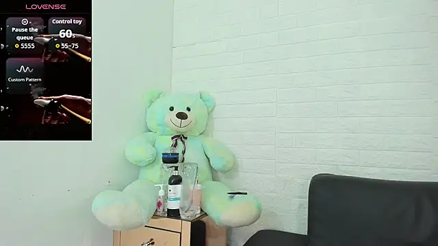 Snapshot of nathally_roses chatting on July 28, 2026, 7:39 pm nathally roses online show from July 28, 2026, 7:39 pm