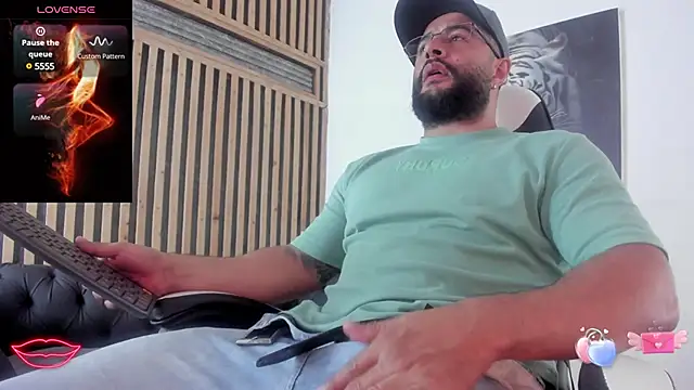 Snapshot of Luke__09 chatting on March 15, 2025, 12:34 pm Luke 09 online show from March 15, 2025, 12:34 pm