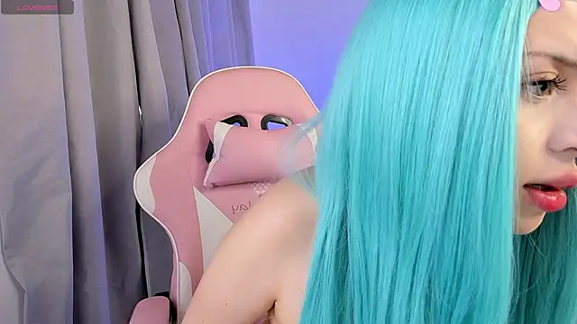 Kendall Bunnyy online show from June 12, 2026, 8:06 pm