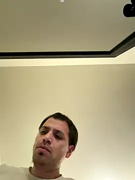 Reezy21stst online show from November 22, 2025, 12:48 pm