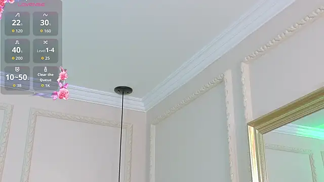 Snapshot of Lola_King chatting on February 13, 2026, 4:01 am Lola King online show from February 13, 2026, 4:01 am