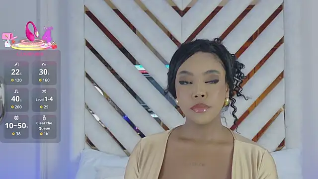 Snapshot of Lola_King chatting on May 19, 2026, 3:46 am Lola King online show from May 19, 2026, 3:46 am