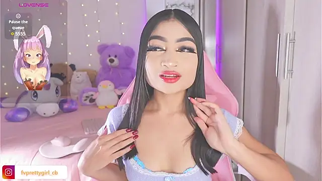 Snapshot of urfavprettygirl chatting on November 3, 2025, 8:07 am urfavprettygirl online show from November 3, 2025, 8:07 am