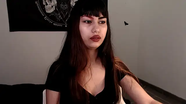 Snapshot of Little-Lucifer chatting on December 2, 2025, 10:44 pm Little-Lucifer online show from December 2, 2025, 10:44 pm