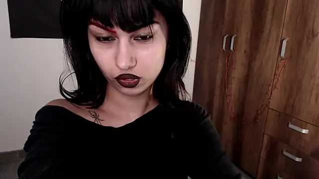 Little-Lucifer online show from March 19, 2026, 7:03 pm