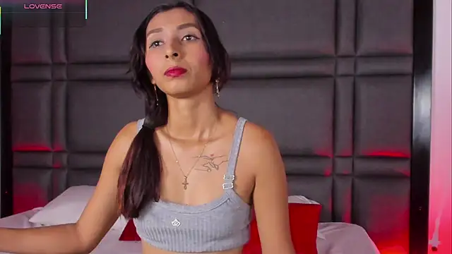 SaraDreamss online show from March 15, 2026, 2:46 pm