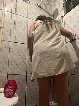 Snapshot of Vih222 chatting on March 6, 2026, 12:05 am Vih222 online show from March 6, 2026, 12:05 am