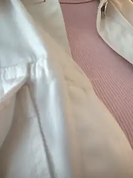 Snapshot of AliceBrayan chatting on September 25, 2025, 5:24 am AliceBrayan online show from September 25, 2025, 5:24 am