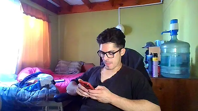 r paulo25 online show from February 1, 2026, 2:37 pm