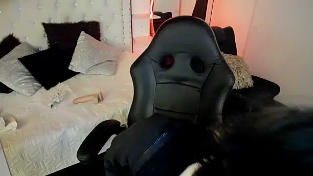 Ghosty Doll online show from February 5, 2025, 10:11 pm