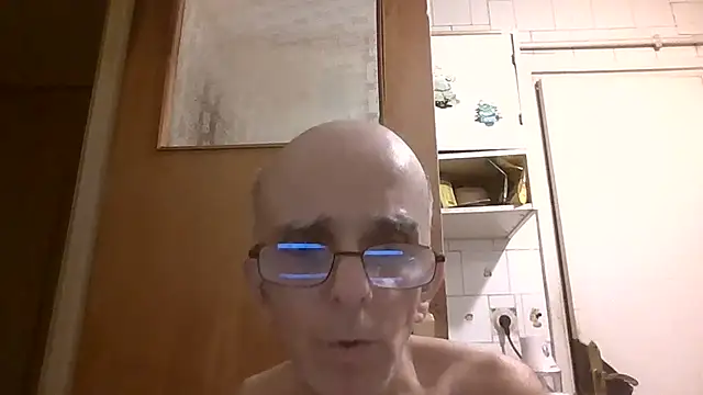 mariusica1xh online show from July 16, 2026, 6:27 pm