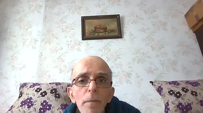 mariusica1xh online show from February 25, 2025, 10:04 am