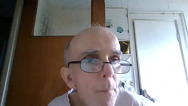 mariusica1xh online show from July 25, 2026, 3:07 pm