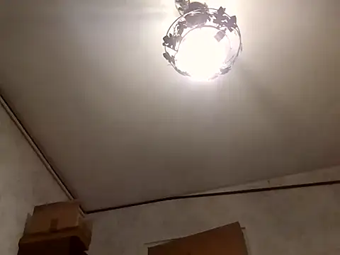 mariusica1xh online show from December 22, 2025, 10:54 pm