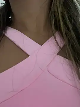 Gabizinhagirls online show from February 9, 2026, 7:45 pm