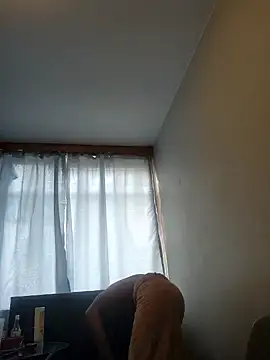 Snapshot of Userio072 chatting on February 3, 2025, 2:45 pm Userio072 online show from February 3, 2025, 2:45 pm