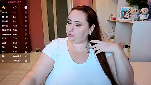 lovely adelle online show from November 29, 2025, 8:36 am