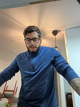 thomas gun online show from November 12, 2025, 7:12 am