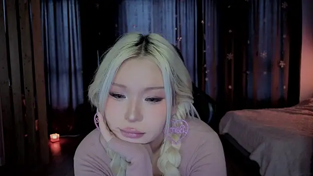 RileyMee online show from February 2, 2026, 3:16 am