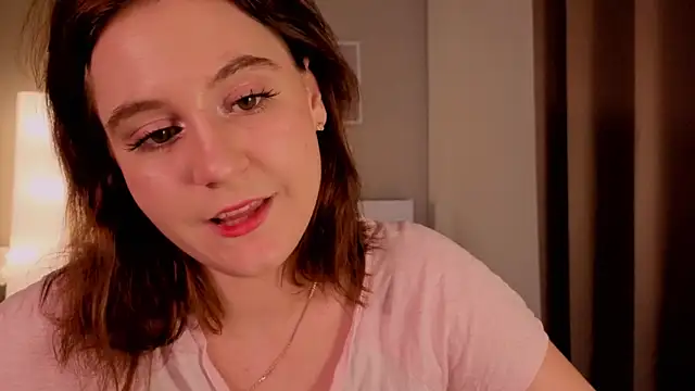 Snapshot of Diana_Flower chatting on November 22, 2025, 6:56 am Diana Flower online show from November 22, 2025, 6:56 am